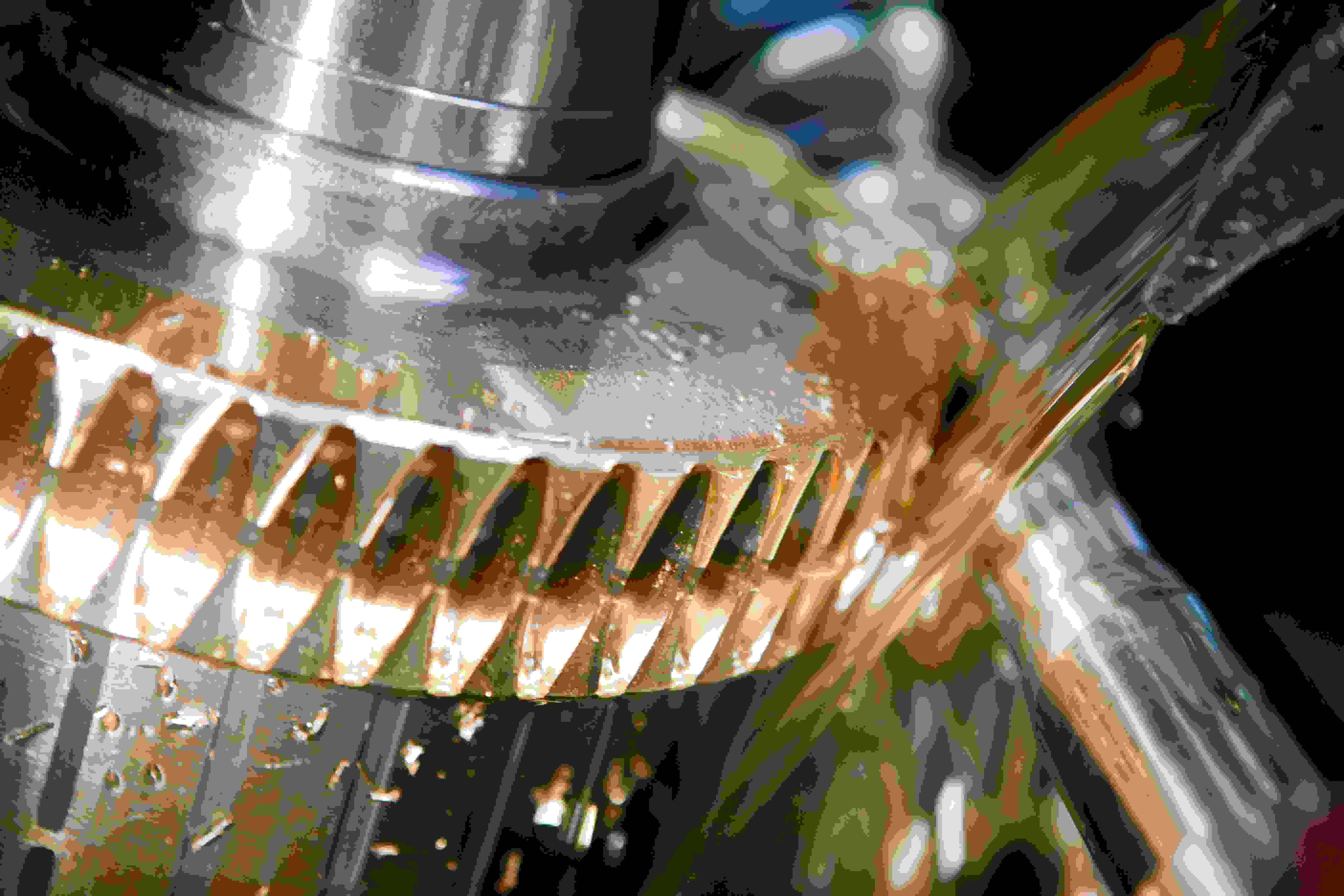 Gears are lubricated with oil
